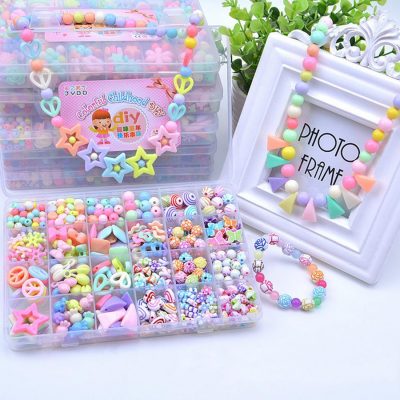 Bộ xâu vòng hạt cườm cho bé tha hồ sáng tạo trang sức