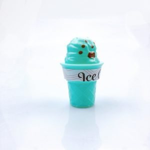 Đồ chơi xe chở kem cho bé gái