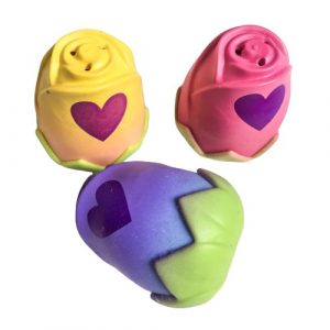 Trứng nở Hatchimals hoa hồng