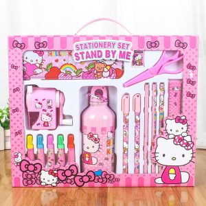 Bộ Dụng Cụ Học Tập Kèm Bình Nước Cho Bé